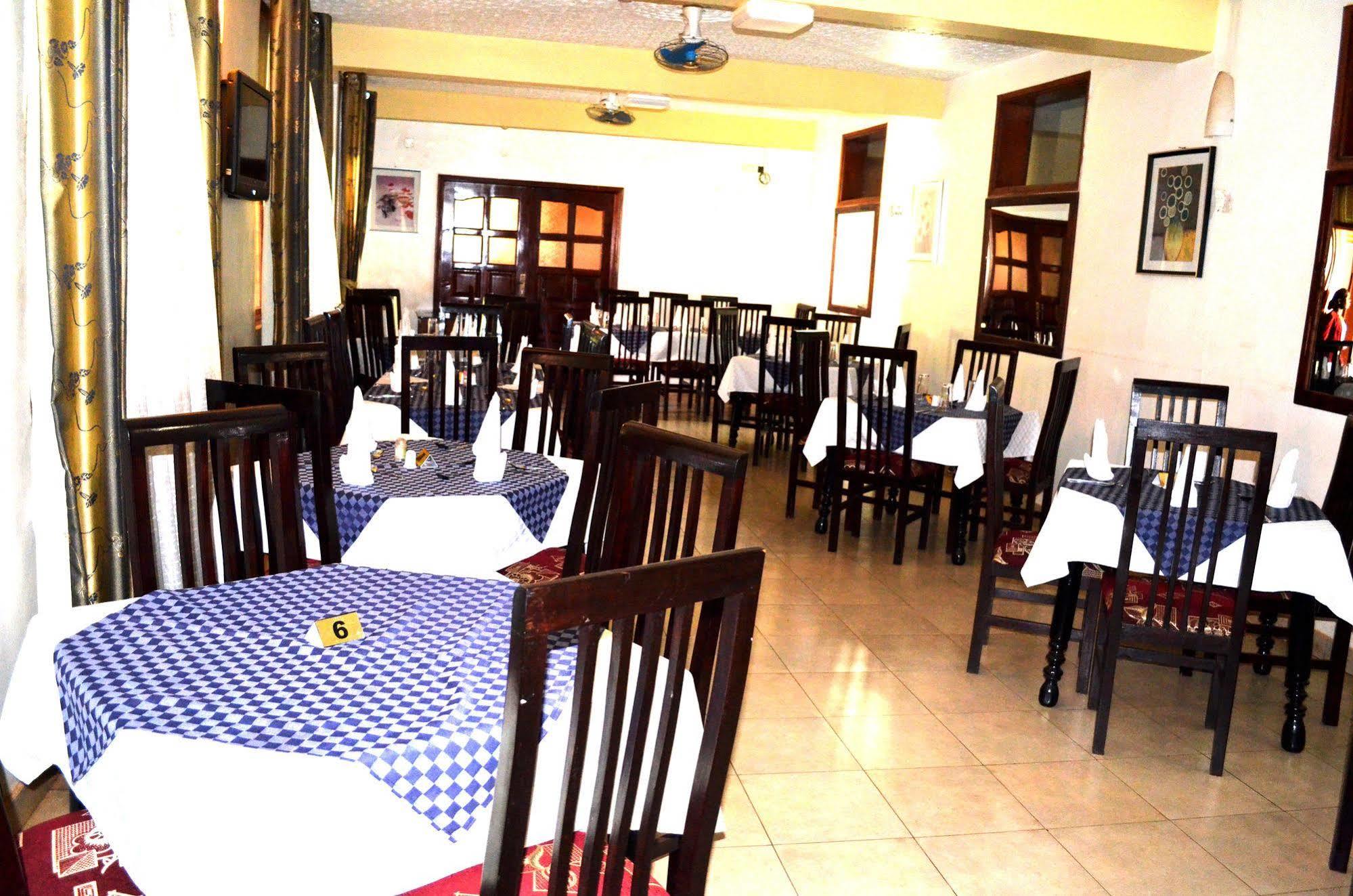Areba Hotel Entebbe Exterior foto